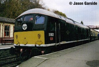 D5032 waits at Goathland