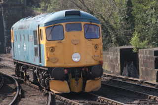 26038 drops down into Grosmont station